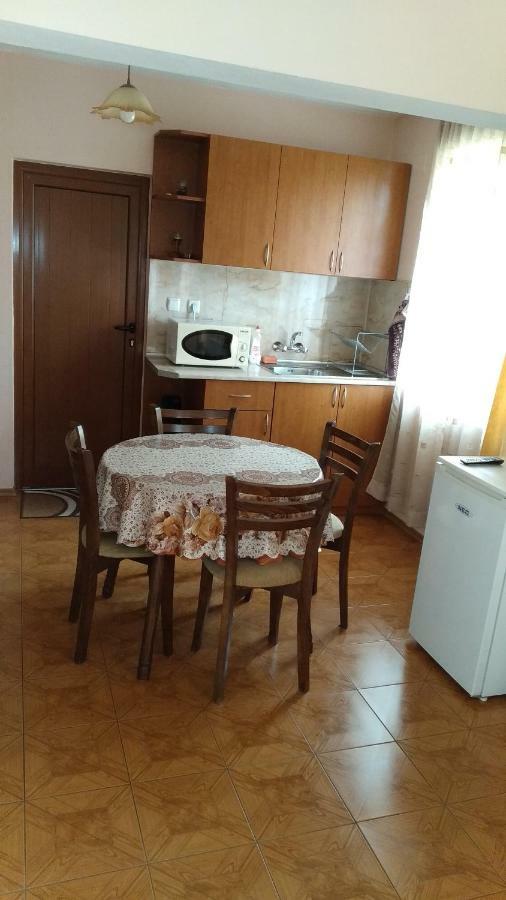 Къща За Гости Фантазия Τριάβνα Εξωτερικό φωτογραφία